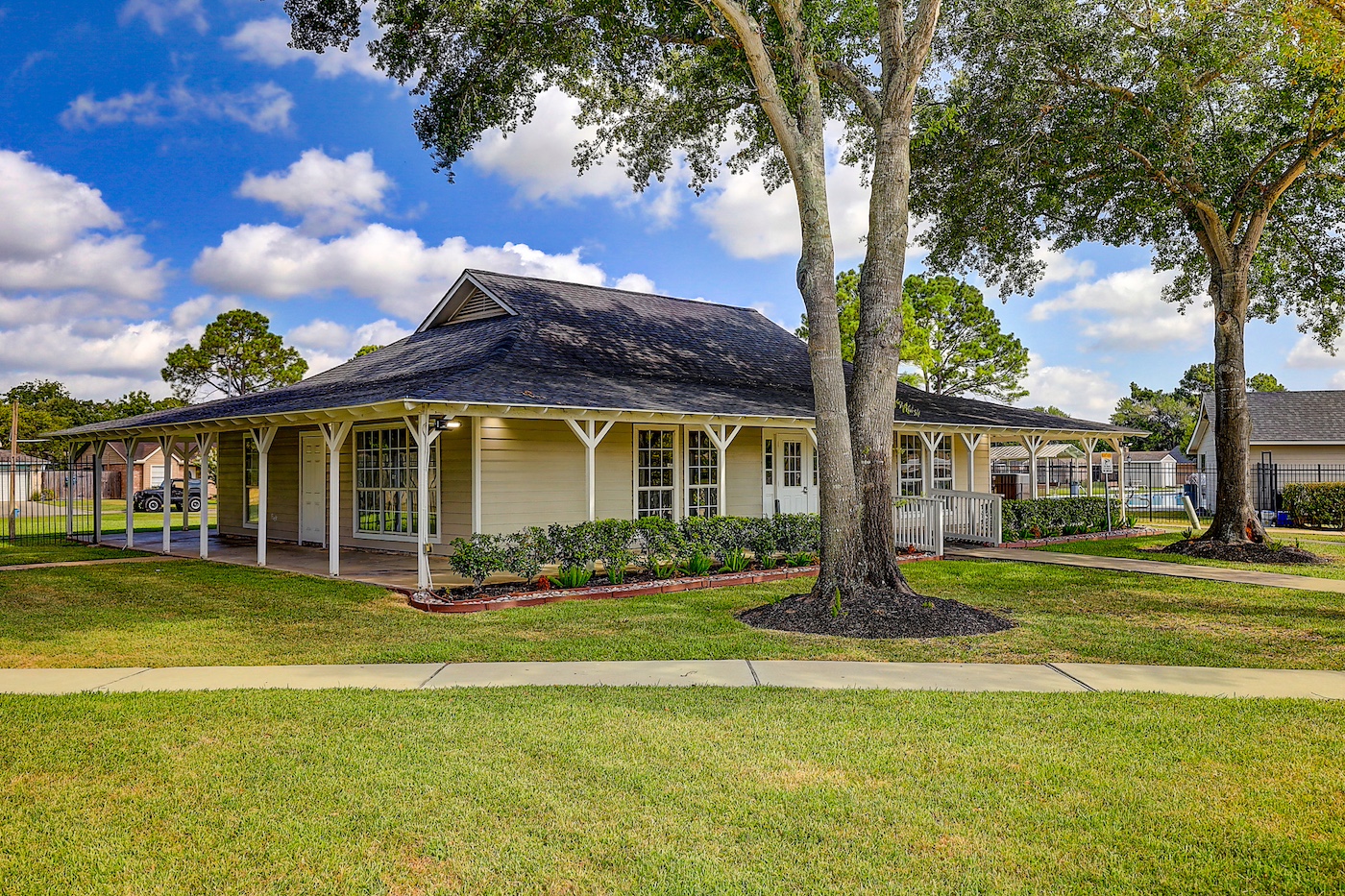 Towne West HOA Photos-6